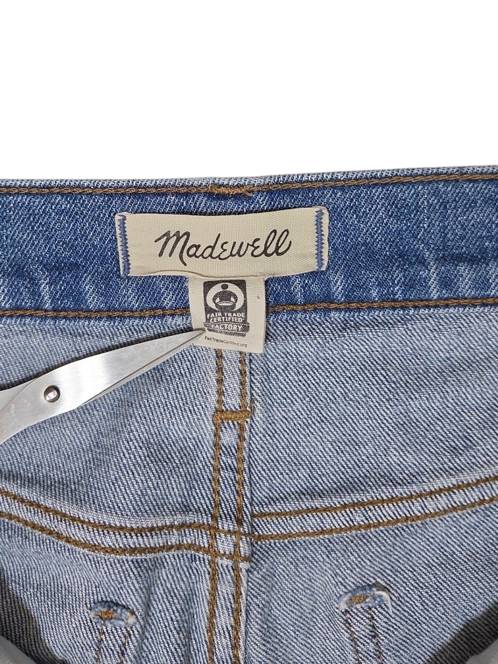 Madewell The Mid Rise Perfect Vintage Jean Straight Leg Distressed Size 29 - Picture 9 of 14